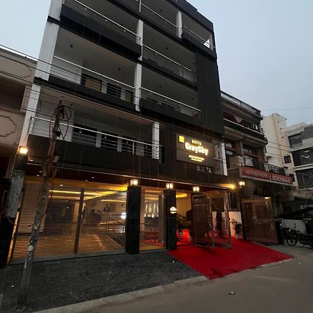 Hotel Grey Sky ニューデリー エクステリア 写真